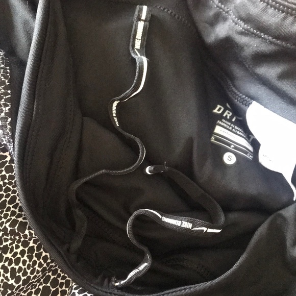 Nike Dri-Fit Shorts - Picture 3 of 3